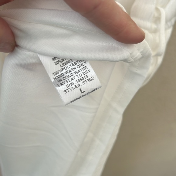 NWOT South of the border romper with pockets! - Picture 6 of 6